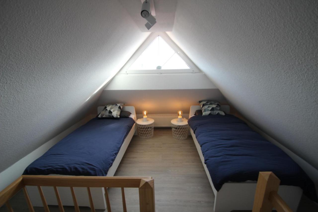 Ferienhaus Seebrise Neßmersiel エクステリア 写真